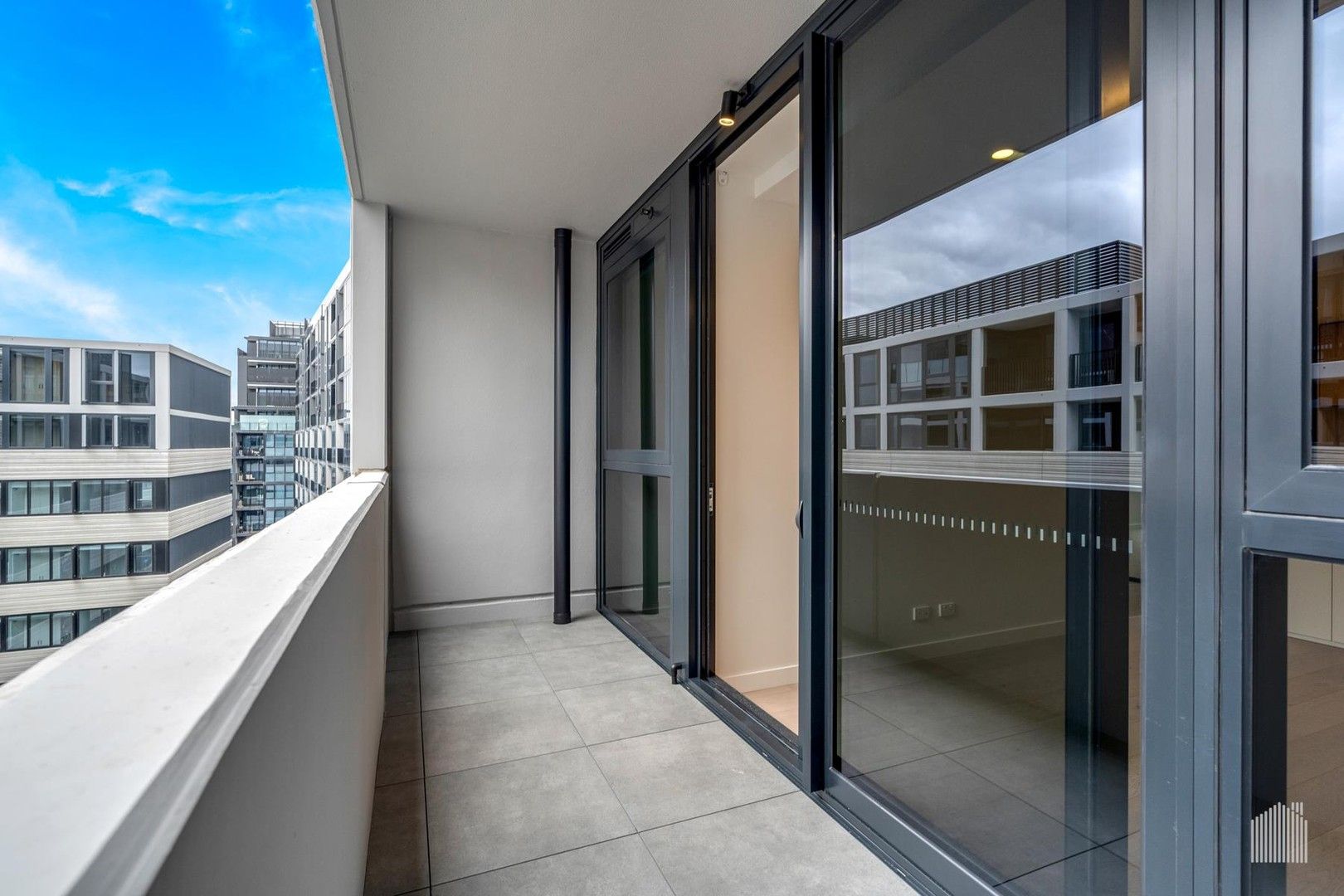 1 bedrooms Apartment / Unit / Flat in 415/45 Linden Avenue IVANHOE VIC, 3079