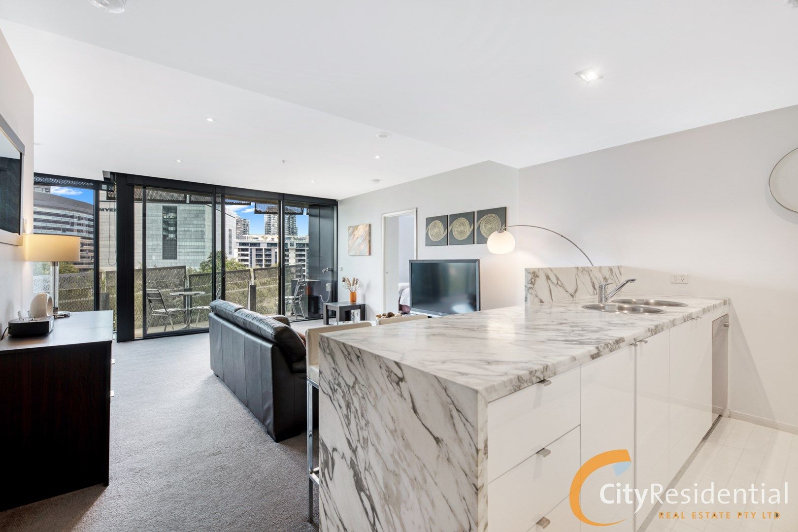 501/8 Waterview Walk, Docklands VIC 3008, Image 2