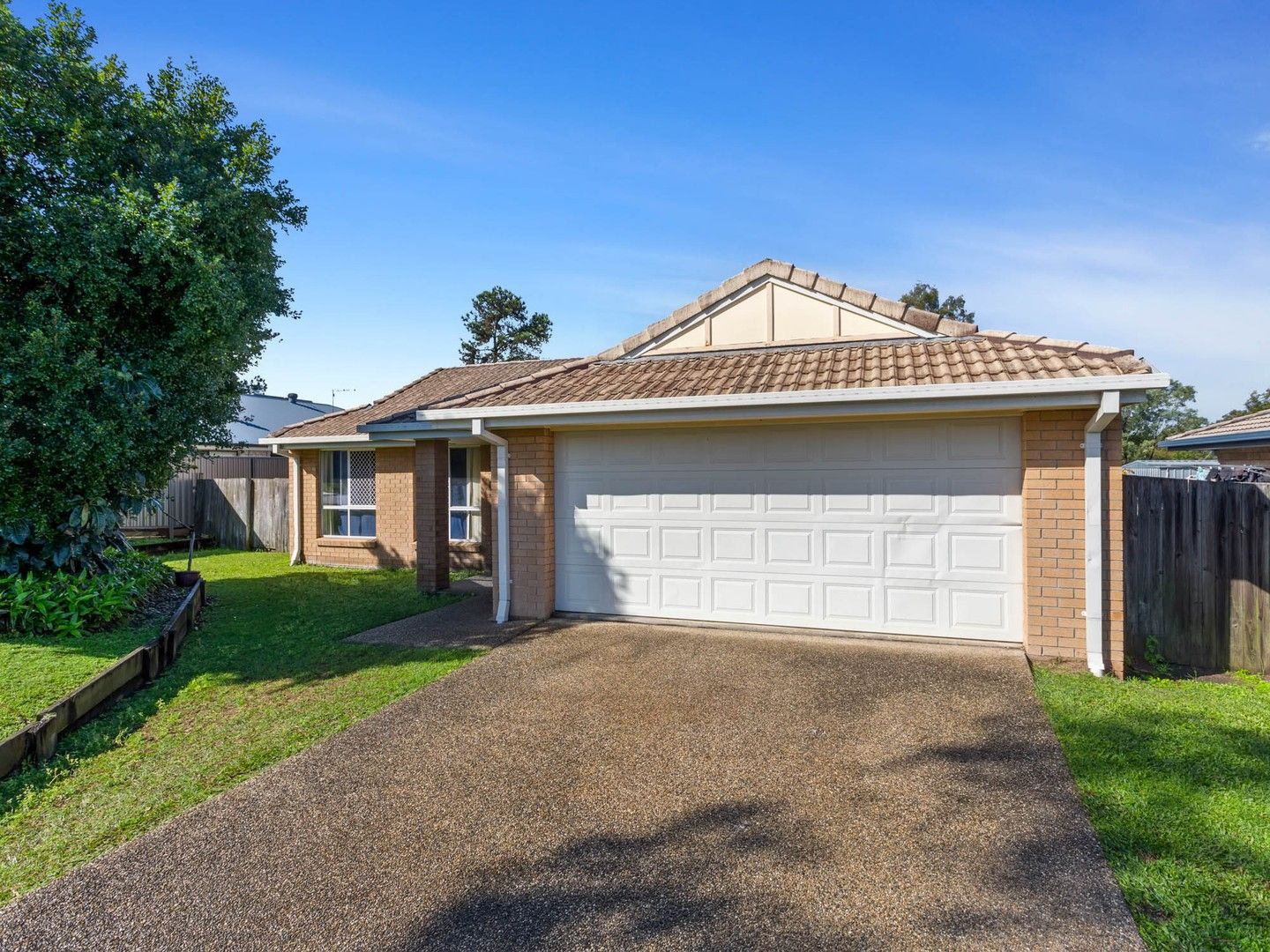 4 bedrooms House in 24 Beatrice Place BURPENGARY QLD, 4505