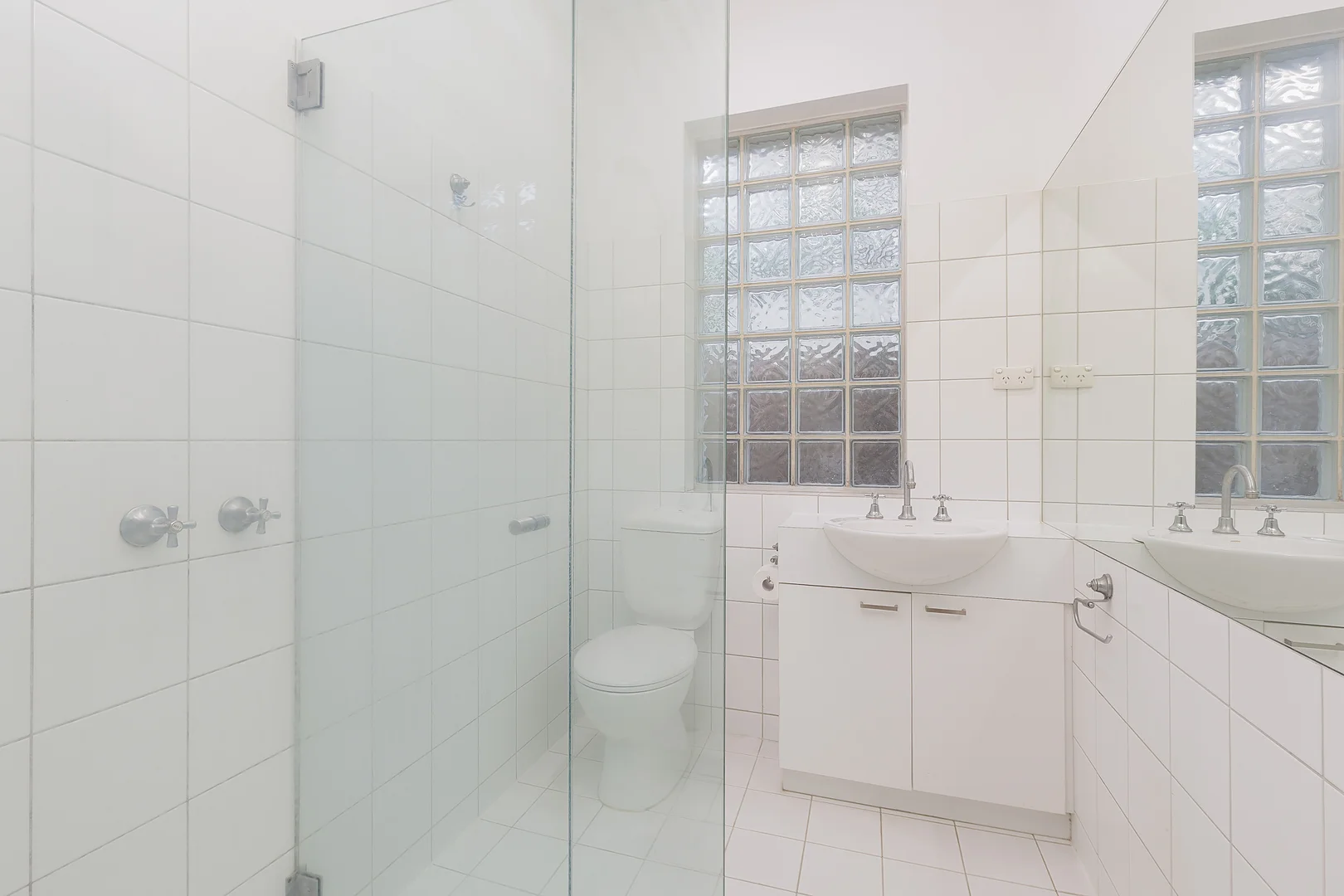 Additional image 5 of 58A Lewisham Road, Windsor VIC 3181