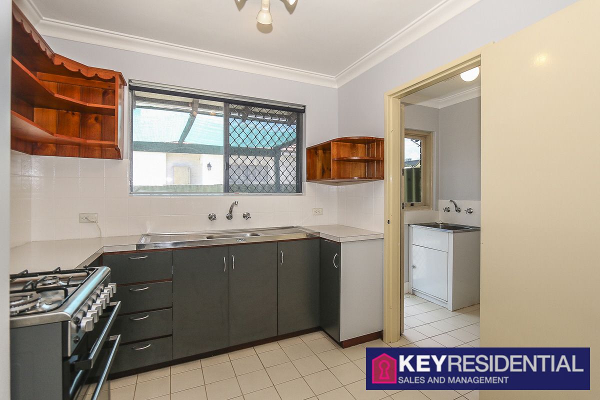 2 bedrooms Villa in 1/126 Edward Street OSBORNE PARK WA, 6017