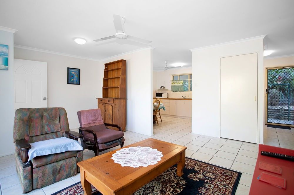 3/5 Clearvista Crescent, Mount Pleasant QLD 4740, Image 2