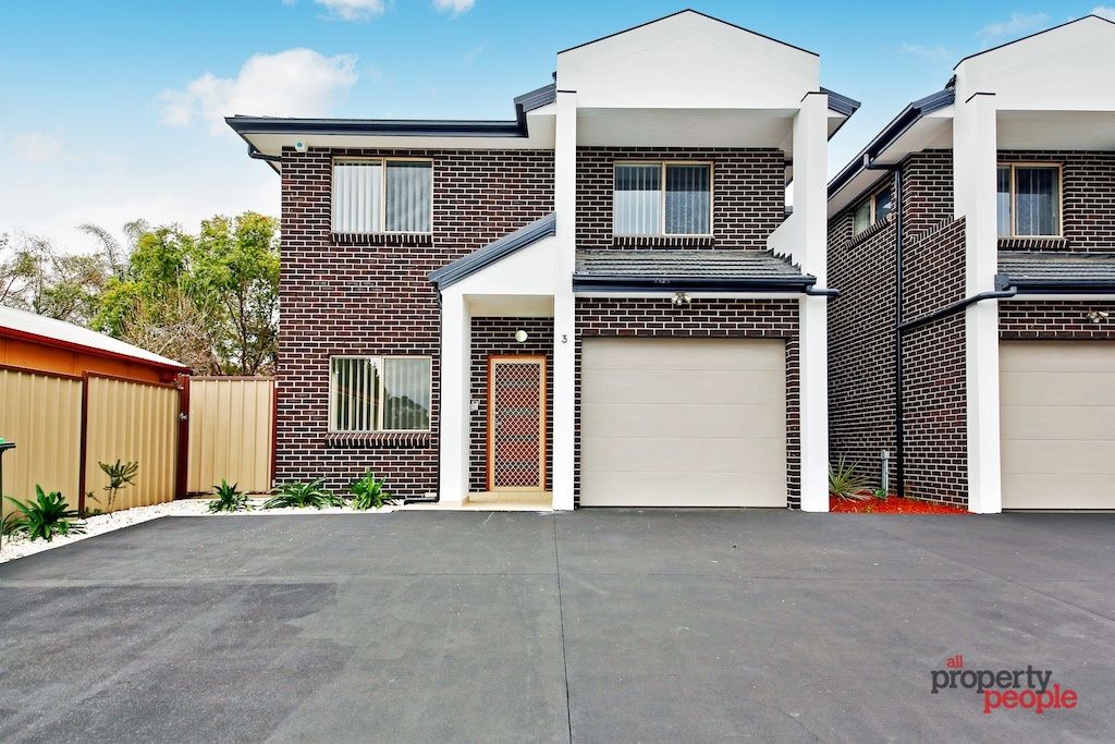 3/16 Groundsel Avenue, Macquarie Fields NSW 2564, Image 0