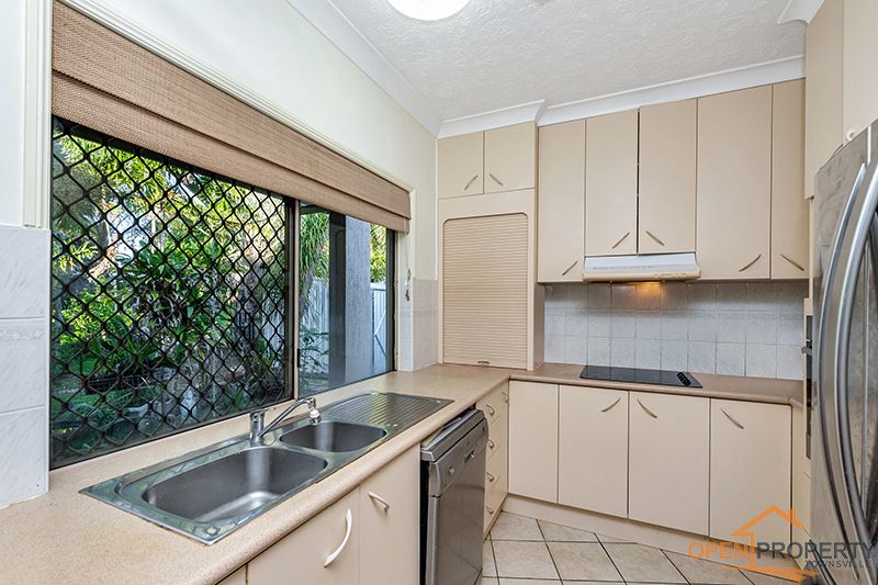 100 Martinez Ave, West End QLD 4810, Image 1