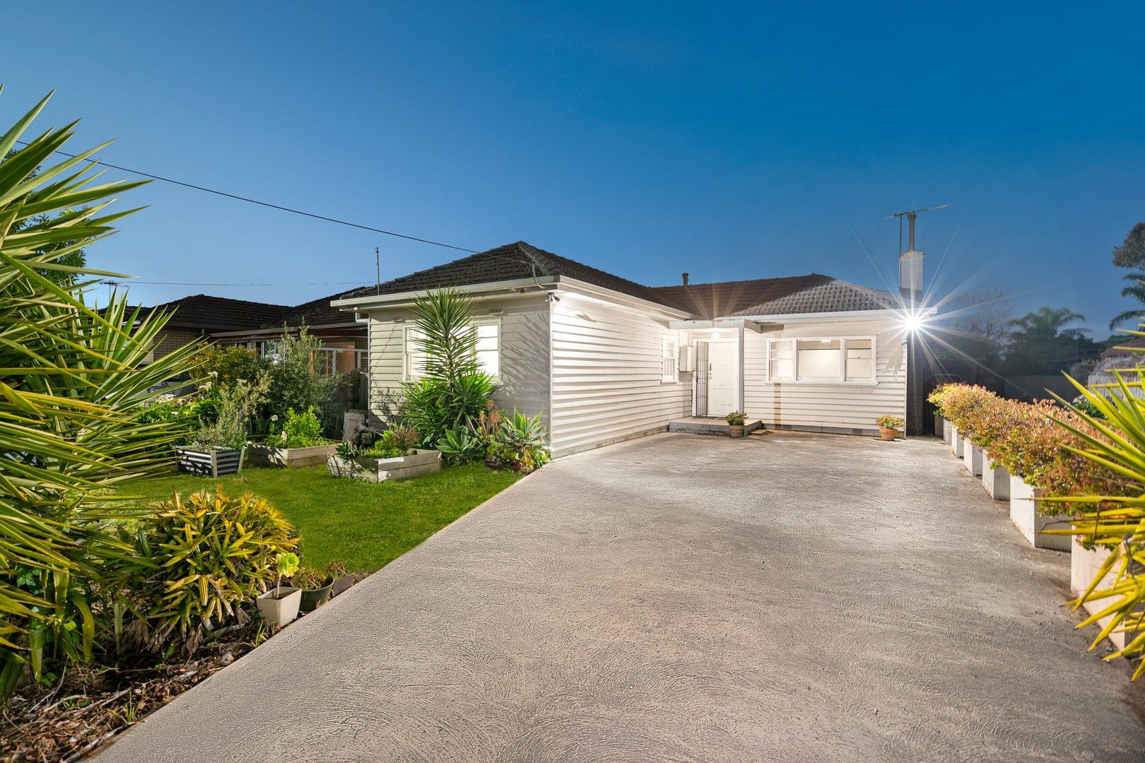 1/24 Glencairn Avenue, Deer Park VIC 3023, Image 0