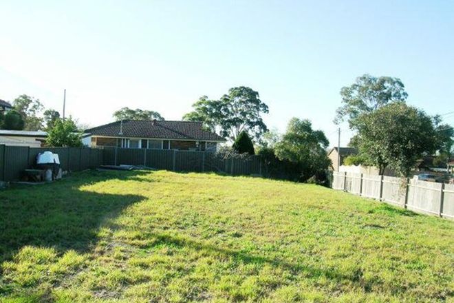 Picture of 27 Whalans Road, GREYSTANES NSW 2145