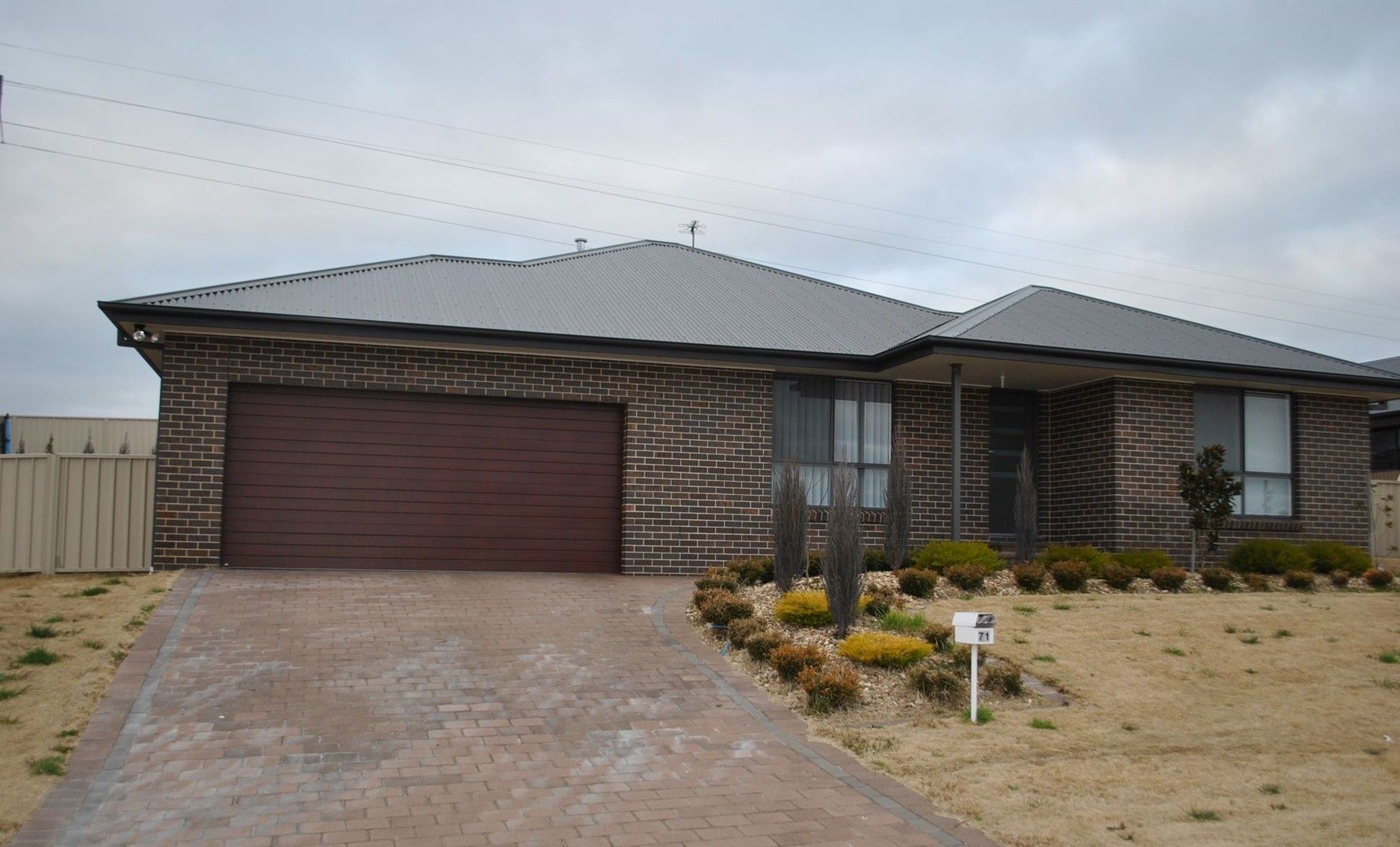 4 bedrooms House in 71 Botanic Way ORANGE NSW, 2800