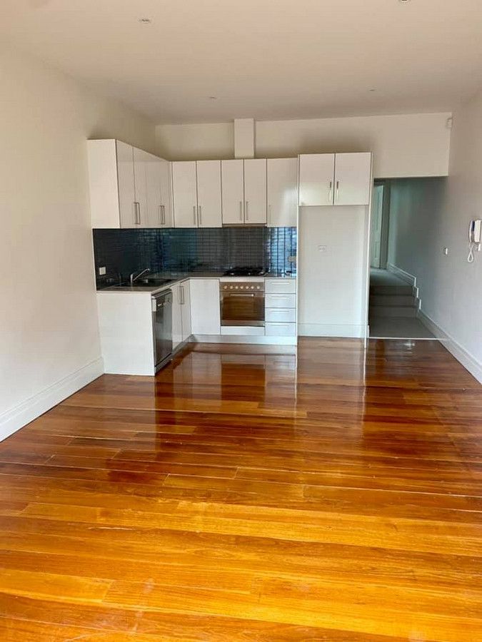 2 bedrooms Apartment / Unit / Flat in 1/1139 Burke Road HAWTHORN VIC, 3122