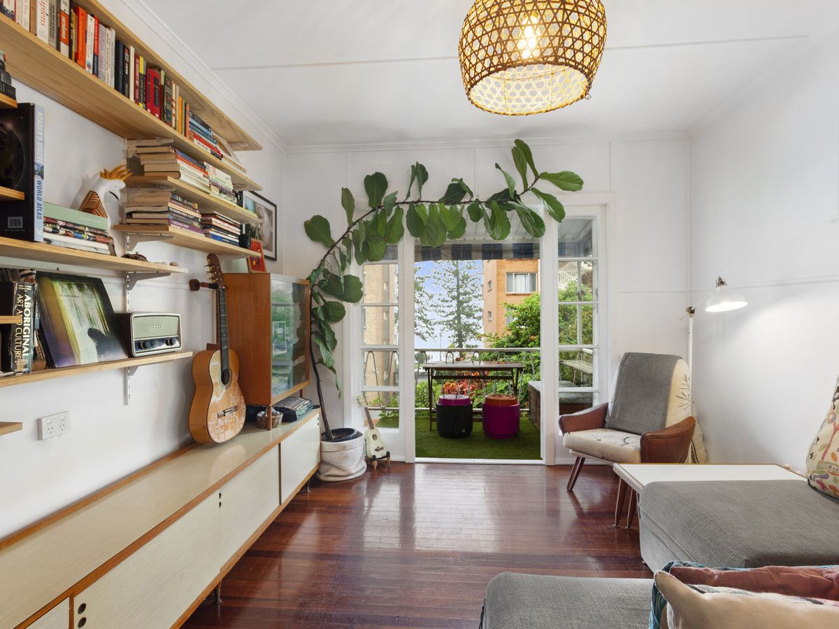 2 bedrooms Apartment / Unit / Flat in 4/15 Nathan Street BURLEIGH HEADS QLD, 4220