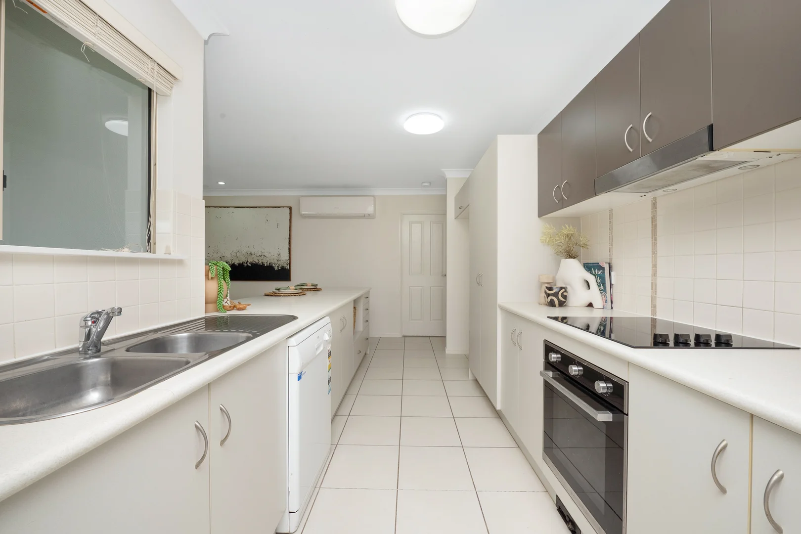 Additional image 11 of 137 Daintree Drive, Bushland Beach QLD 4818