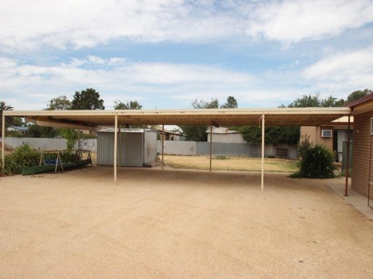10-12 Moore Street, Tocumwal NSW 2714, Image 1