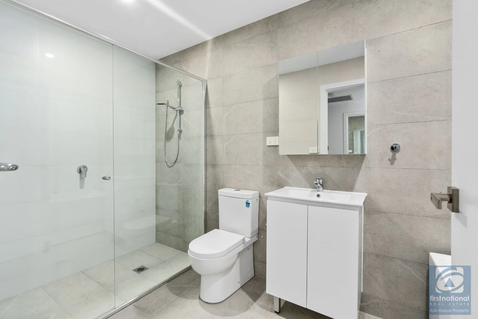 Additional image 8 of 8/30 Isabella Crescent, Glenfield NSW 2167