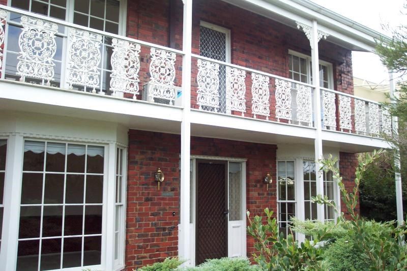 3 bedrooms House in 272 Beach Road BLACK ROCK VIC, 3193