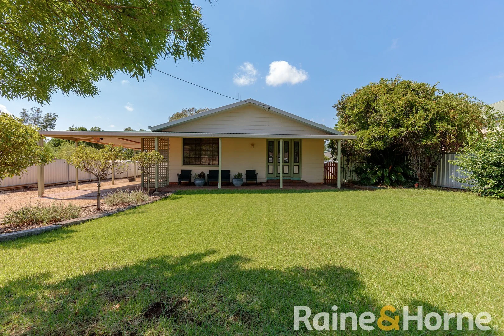 13 Chambers Street, Geurie NSW 2818