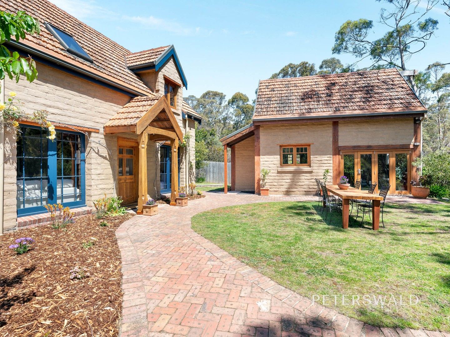 4 bedrooms House in 643a Nelson Road MOUNT NELSON TAS, 7007