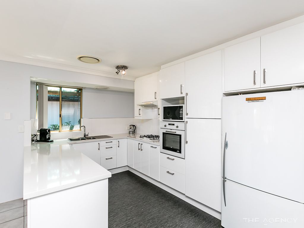 4 bedrooms House in 3 Bell Court HEATHRIDGE WA, 6027