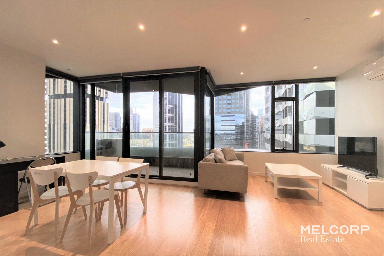 2509/155 Franklin Street, Melbourne VIC 3000, Image 0