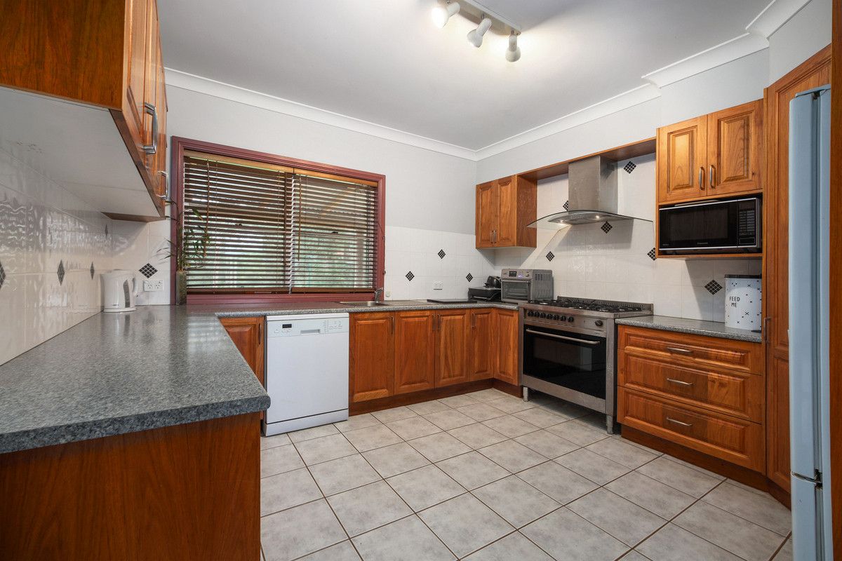 406 Pembrooke Road, Redbank NSW 2446, Image 2