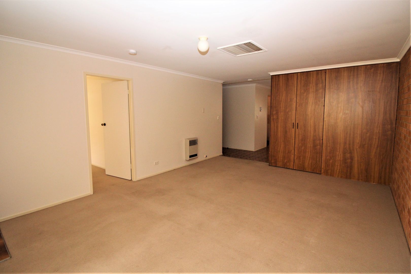 4/17 Doongara Street, Griffith NSW 2680, Image 1