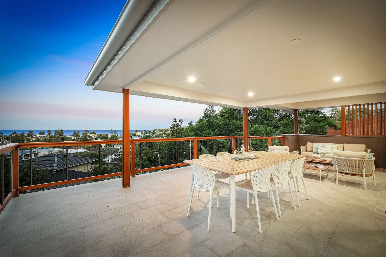 10 Cottee Crescent, Terrigal NSW 2260, Image 2