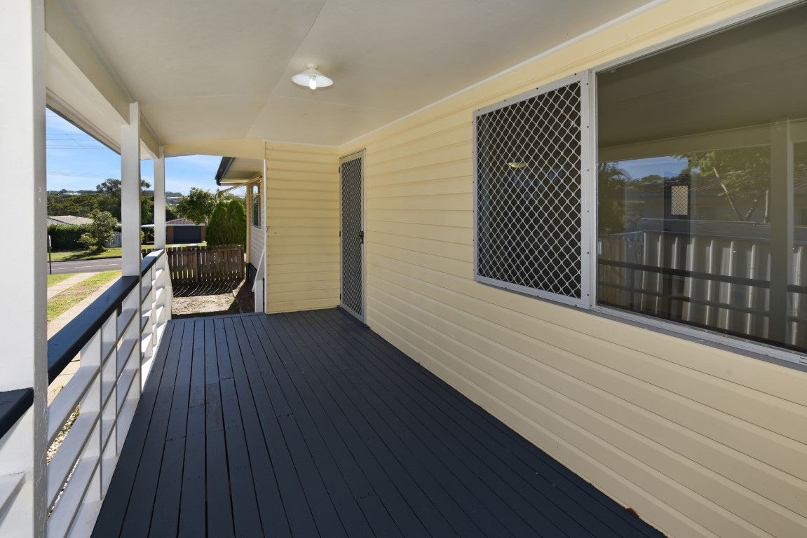 37 Coonowrin Street, Dicky Beach QLD 4551, Image 2