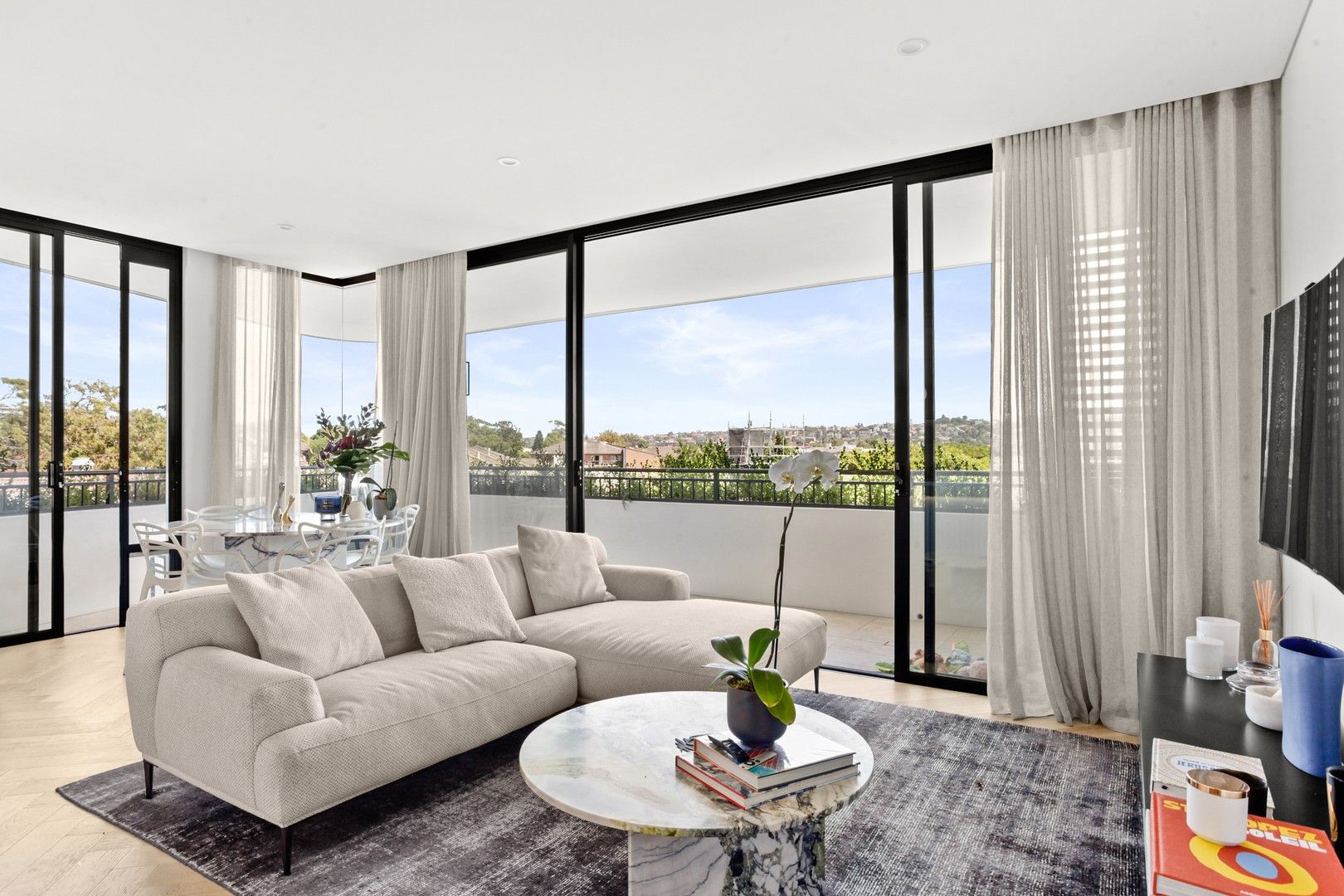 2 bedrooms Apartment / Unit / Flat in 205/62a Dover Road ROSE BAY NSW, 2029