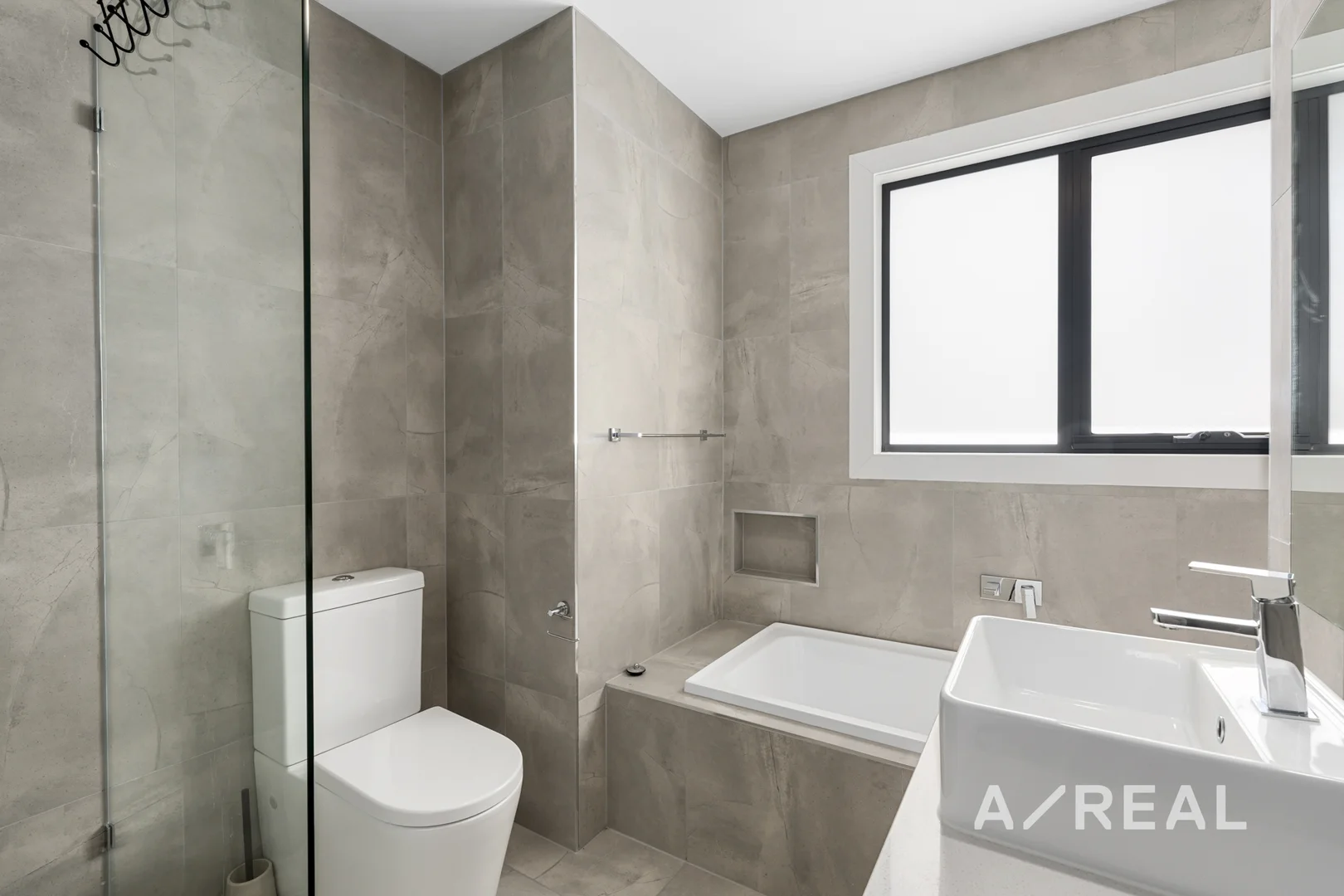 Additional image 5 of 4/22 Hiscock St, Chadstone VIC 3148