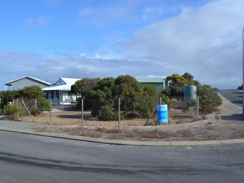 2 Eucalyptus Court, Marion Bay SA 5575, Image 2