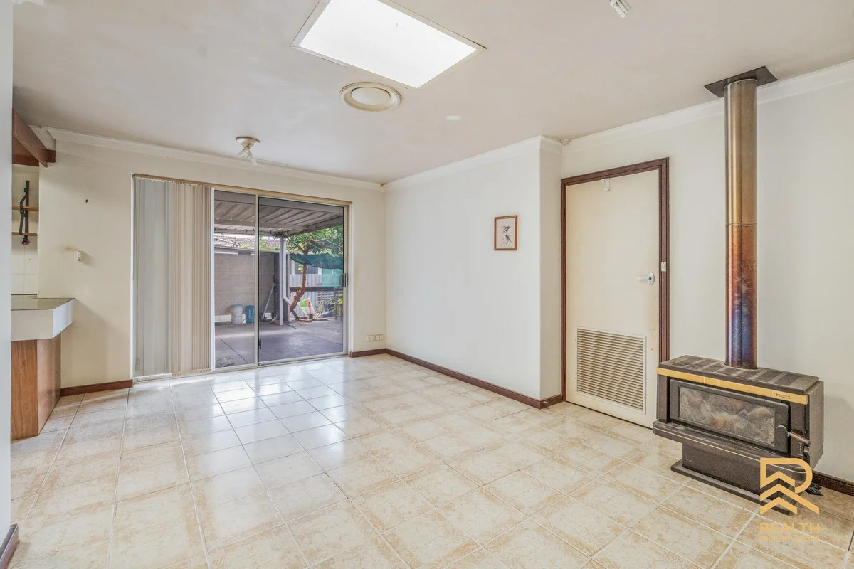 Additional image 10 of 6 Keith Road, Rossmoyne WA 6148