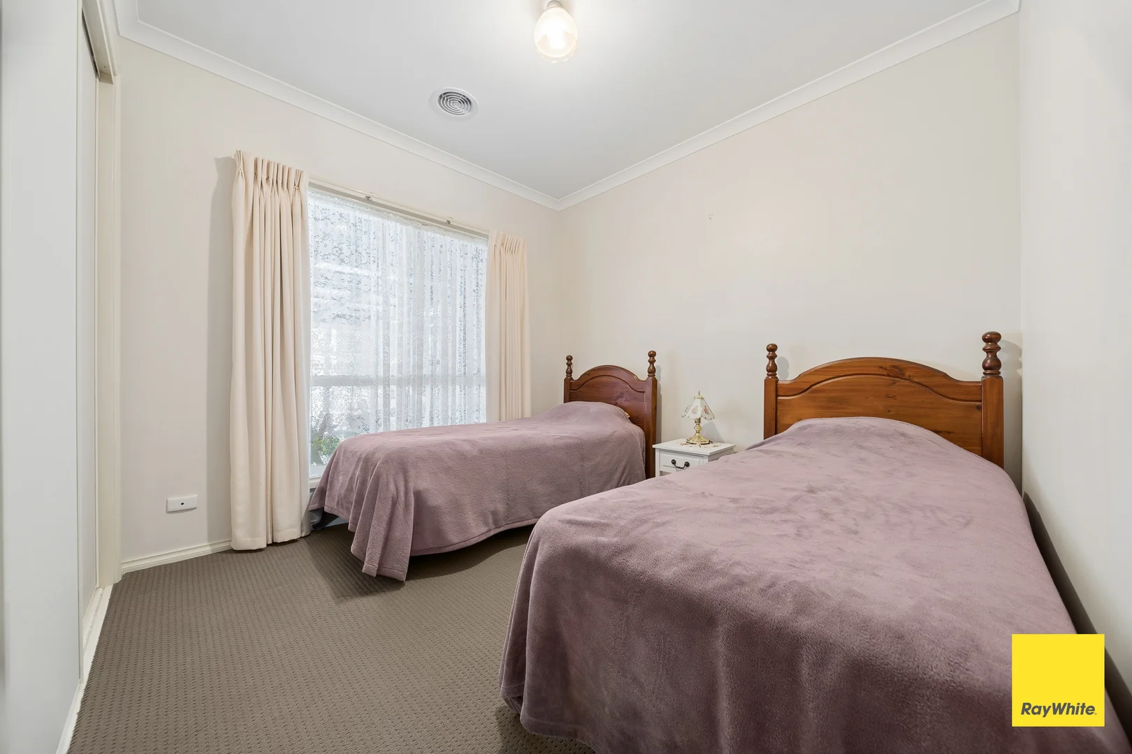 Additional image 11 of 12 Weatherby Drive, Strathdale VIC 3550