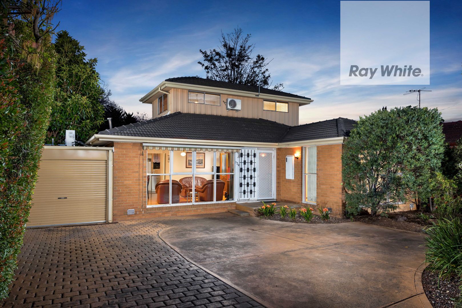 124 Greenwood Drive, Bundoora Property History & Address Research