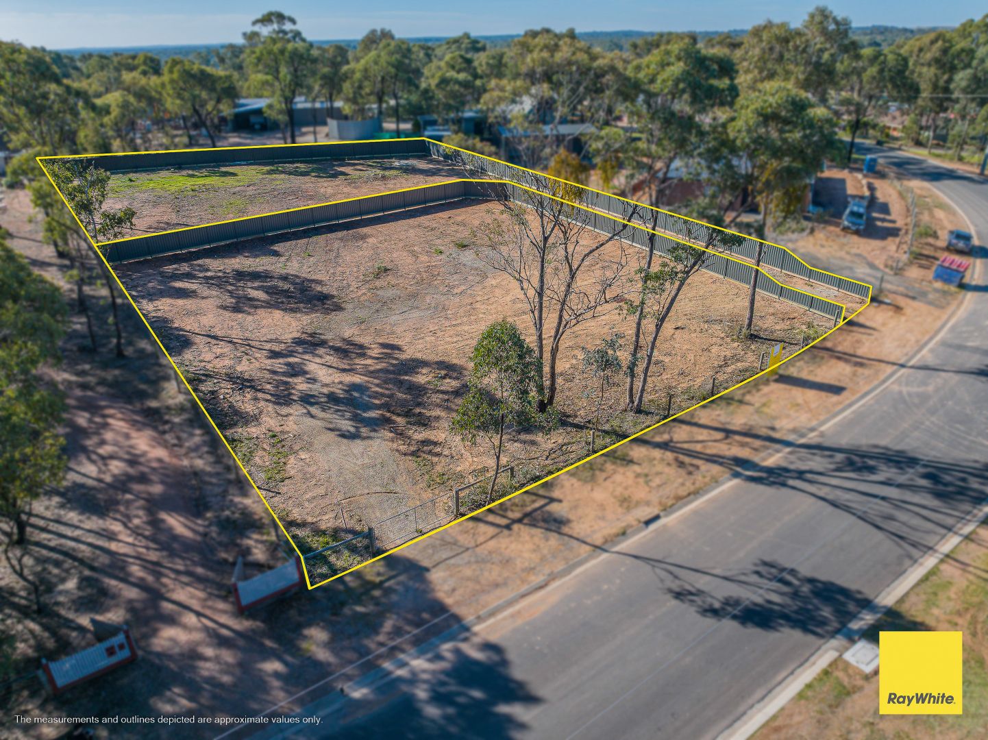 6 & 6A Higgins Hill Drive, Maiden Gully VIC 3551, Image 1