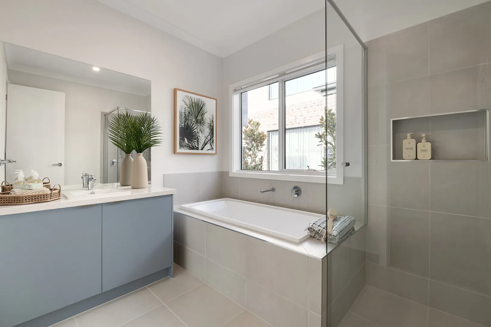 Build with certainty and peace of mind: choose an eight-time HIA award-winning builder - View 4