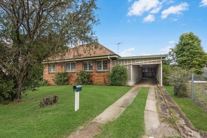 Picture of 29 Easton Street, SILKSTONE QLD 4304