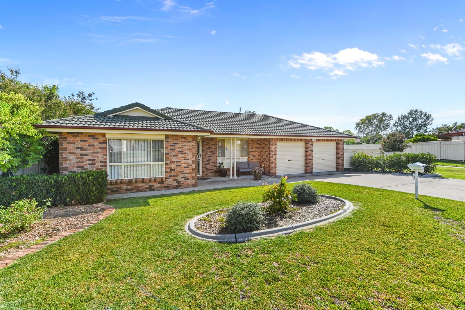 11 Yarraga Place, Hillvue NSW 2340, Image 0