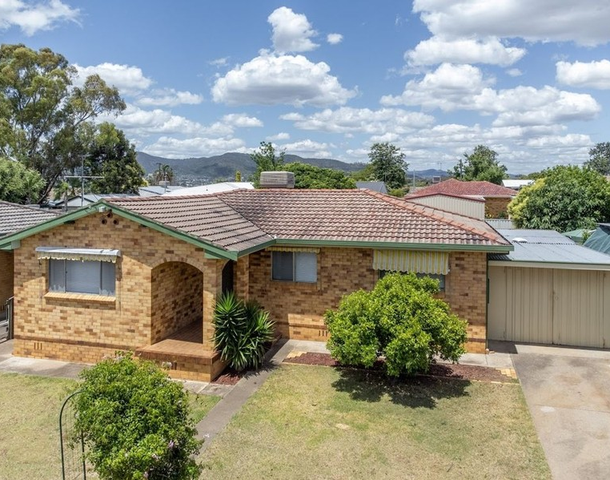 8 Mack Street, West Tamworth NSW 2340