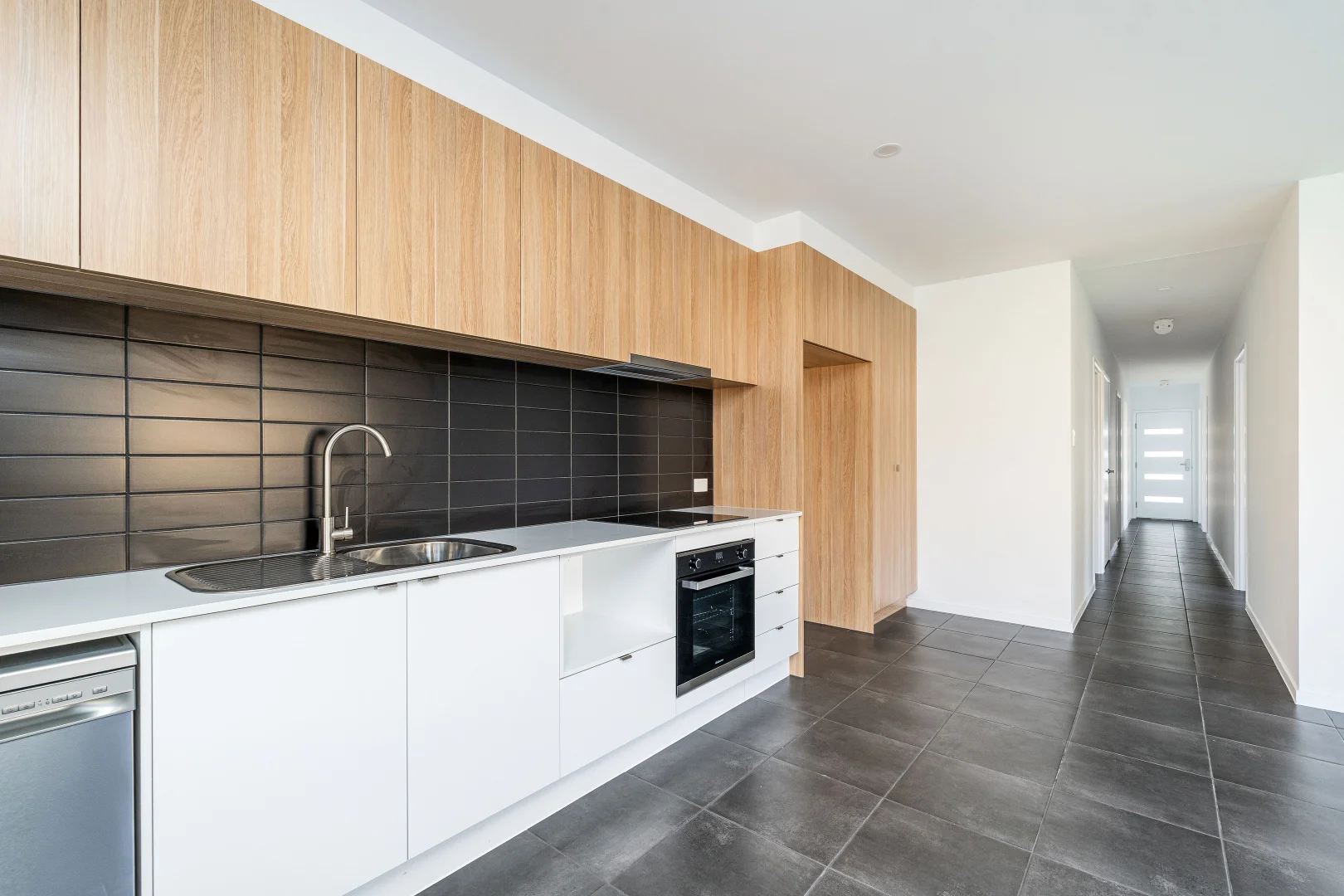 Additional image 4 of 1/16 Miraflores Place, Wondunna QLD 4655