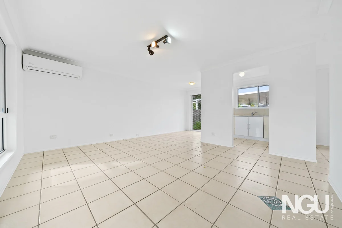 Additional image 5 of 52 Dennis Road, Springwood QLD 4127