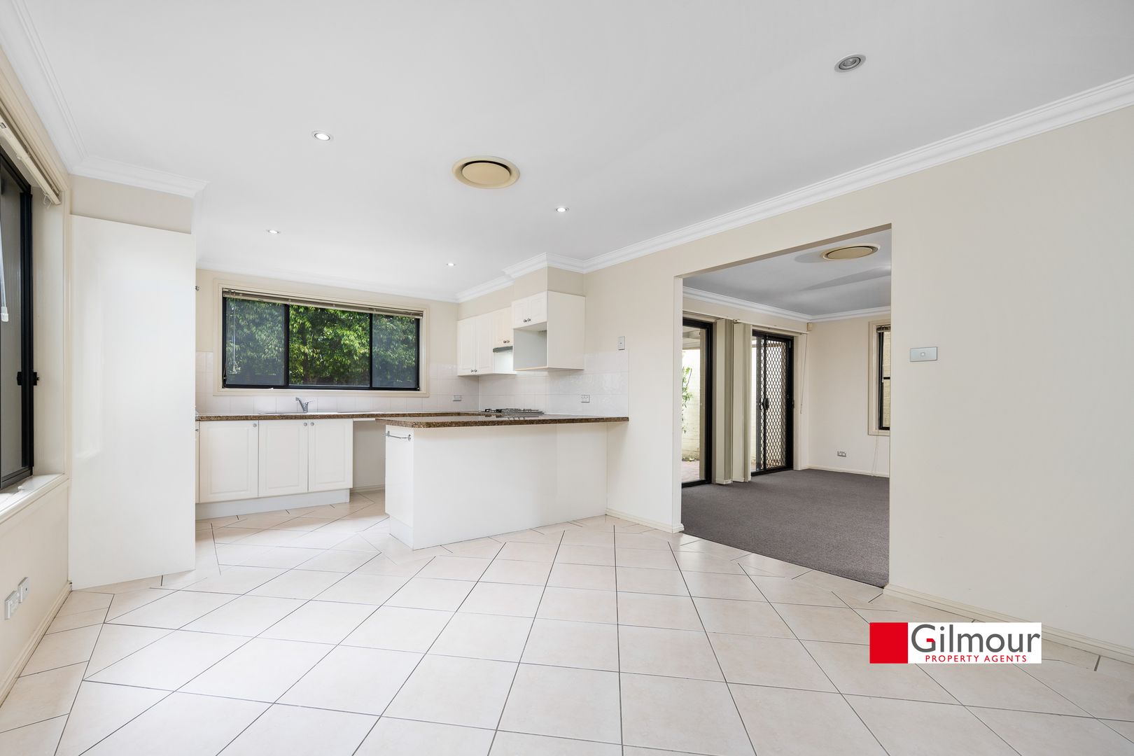 9/3 Cavalry Grove, Glenwood NSW 2768, Image 2