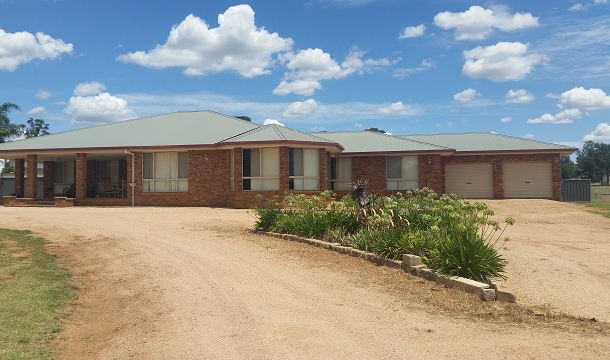 119 Deep Lead Road, Parkes NSW 2870