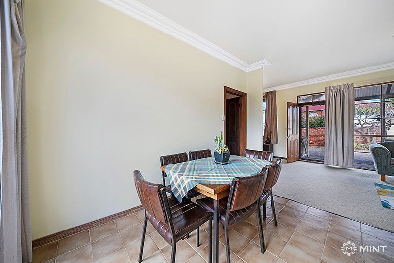 2/145 Hampton Road, South Fremantle WA 6162, Image 2