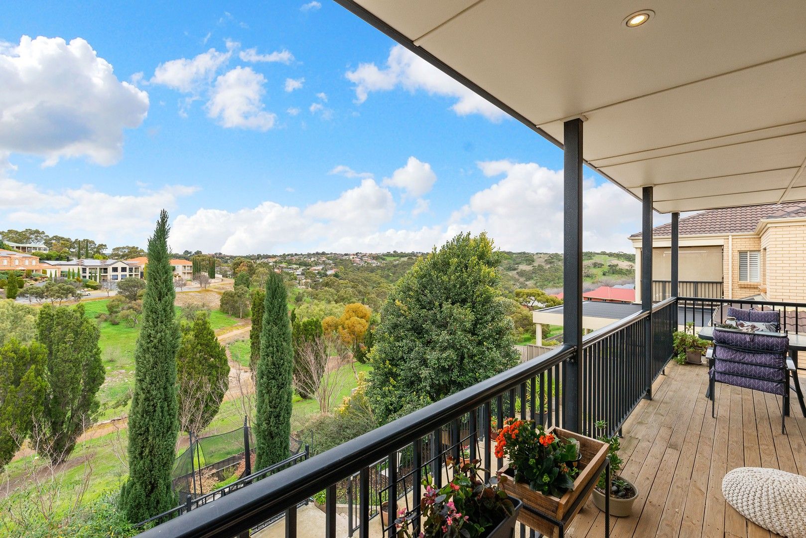 4 bedrooms House in 33 Reordan Drive GREENWITH SA, 5125