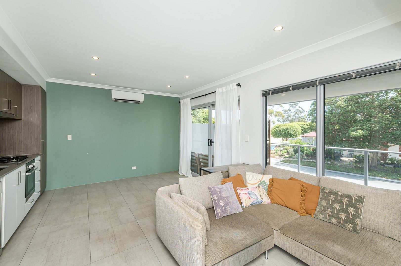 8/2 Aldwick Place, Balga WA 6061, Image 0