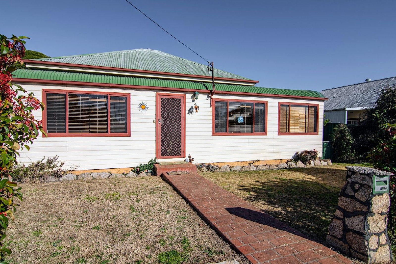 114 Arthur, Manilla NSW 2346, Image 2