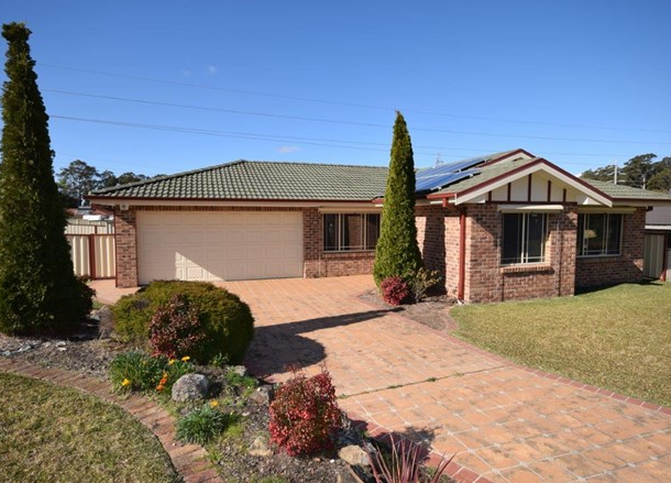 9 Langside Avenue, West Nowra NSW 2541