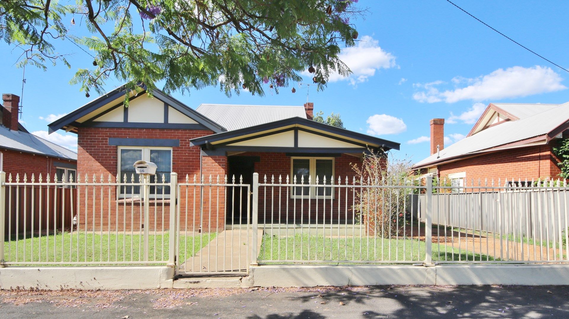 2 bedrooms House in 66 Cobra Street DUBBO NSW, 2830