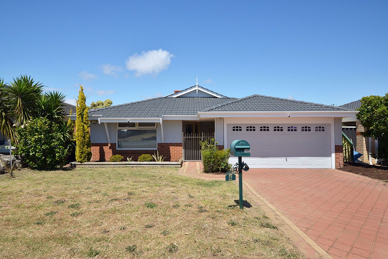 4 bedrooms House in 4 Cassano Boulevard CLARKSON WA, 6030