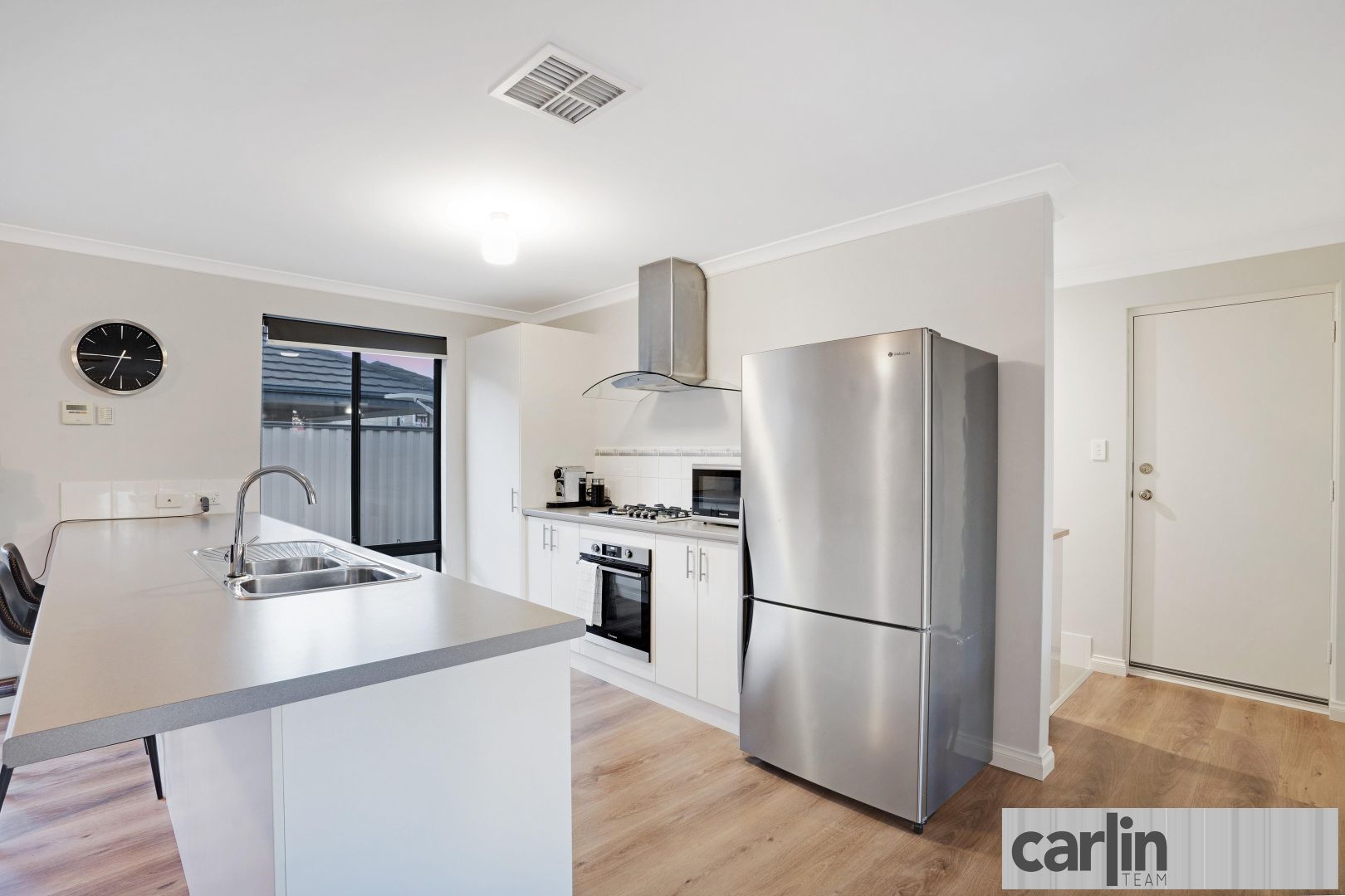 2 Teocote Crescent, Aubin Grove WA 6164, Image 2