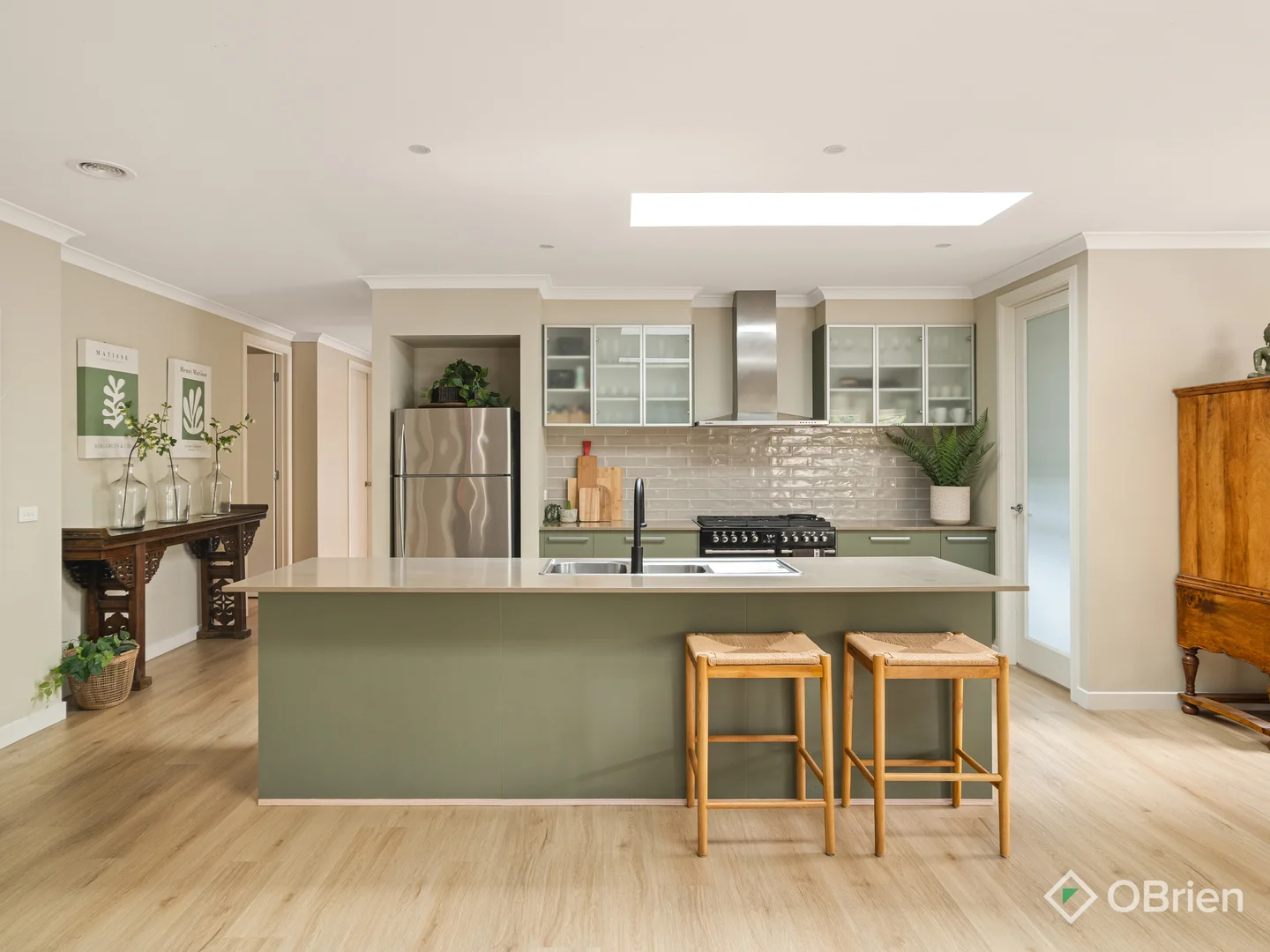 Additional image 3 of 10 Crampton Chase, Sandhurst VIC 3977