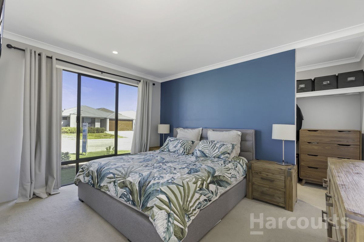 8 Chuditch Street, Banksia Grove WA 6031, Image 1